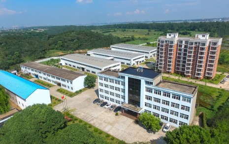 湖北昌利公司連續(xù)25年榮獲“守合同重信用企業(yè)”，始終將誠信經(jīng)營放在第一位！
